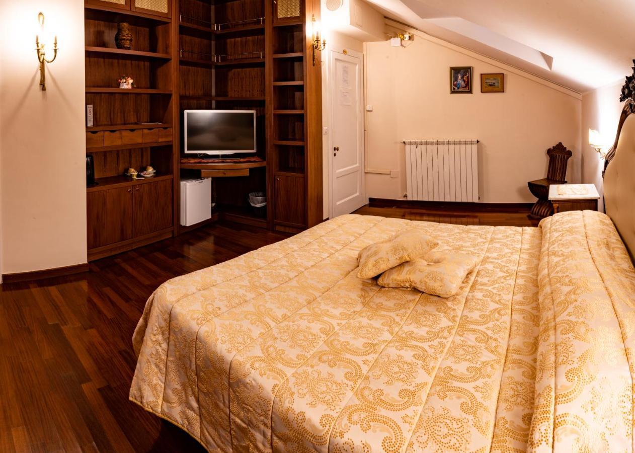 Bed and Breakfast Real Borbone Caserta Exterior foto