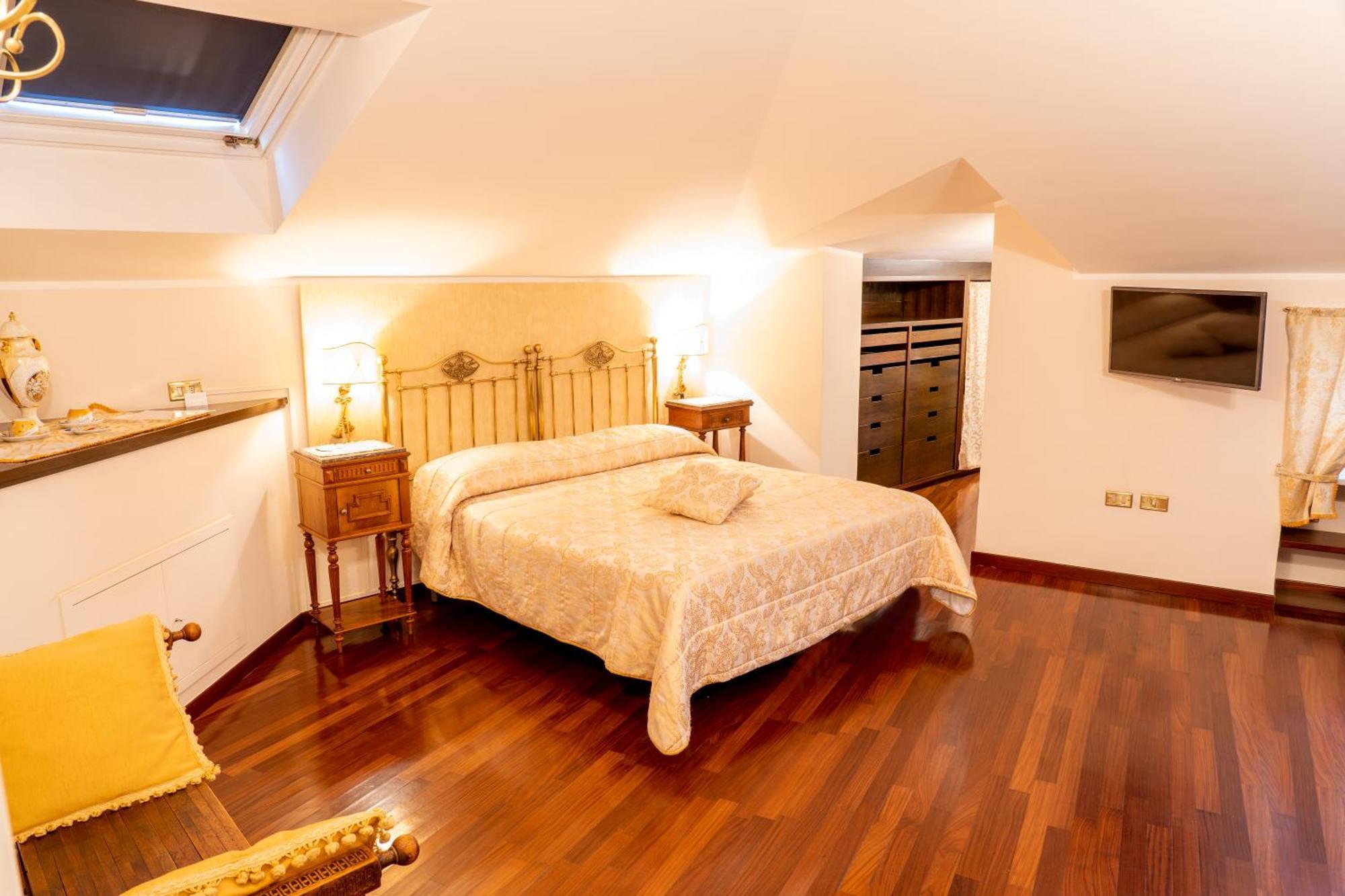 Bed and Breakfast Real Borbone Caserta Habitación foto